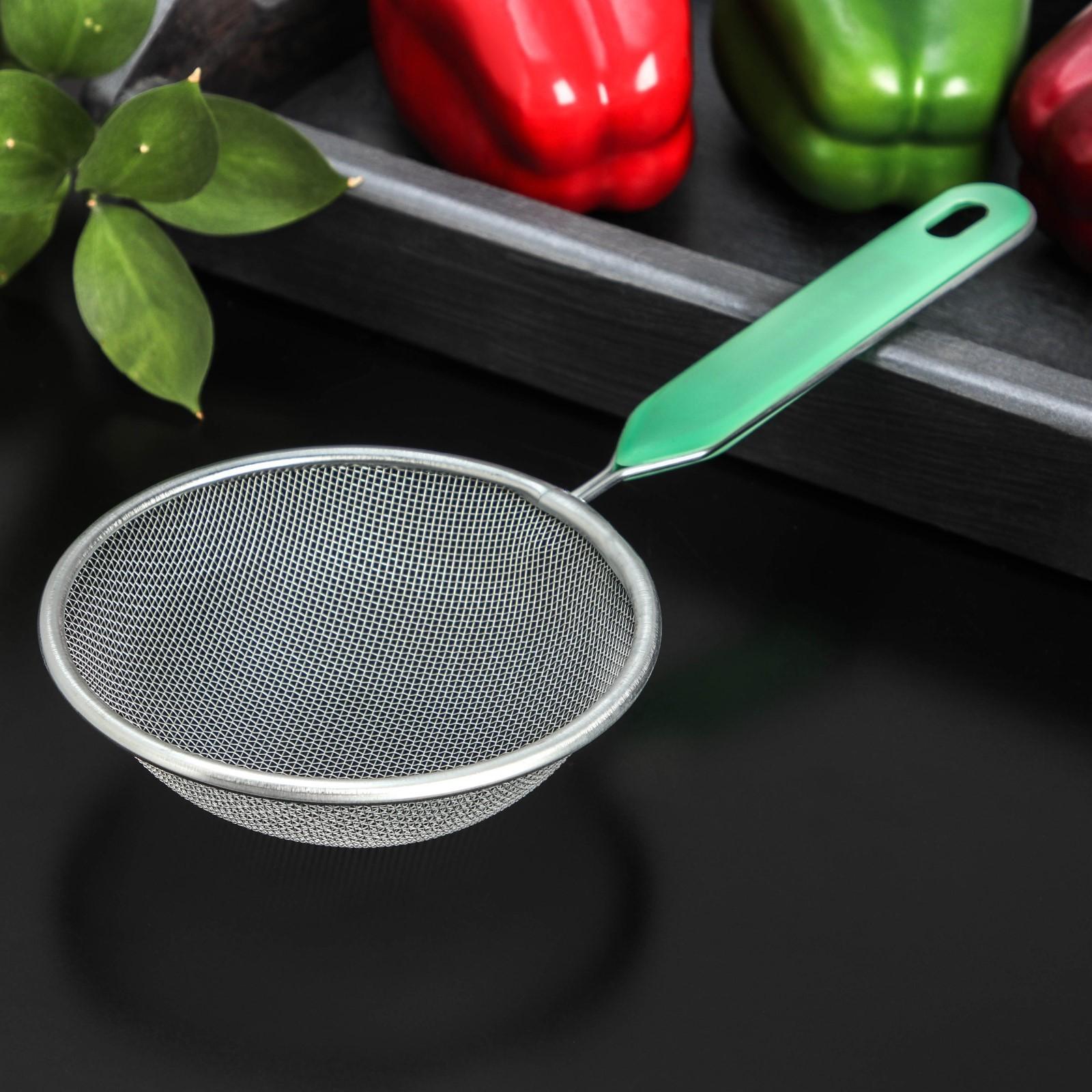 Сито с ручкой Доляна «Хозяюшка», d=12 см, цвет зелёный