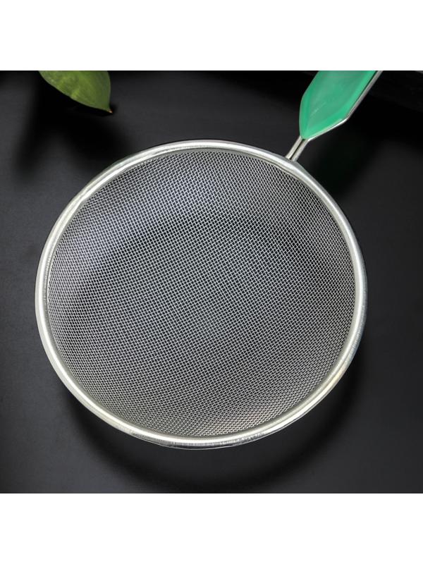 Сито с ручкой Доляна «Хозяюшка», d=14 см, цвет зелёный