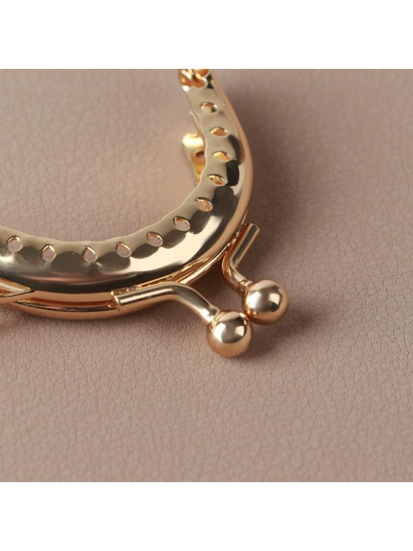 Фермуар пришивной «Полукруг», с кольцом, 5,3 × 4 см, цвет золотой