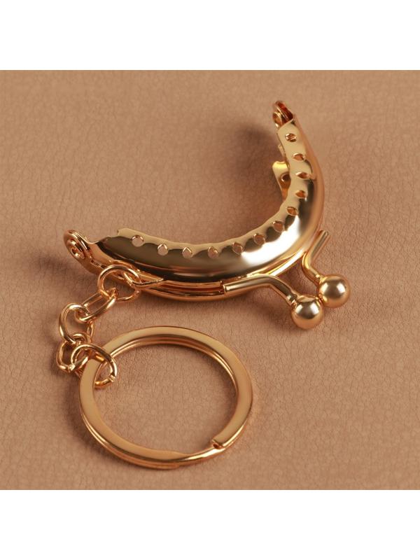 Фермуар пришивной «Полукруг», с кольцом, 5,3 × 4 см, цвет золотой