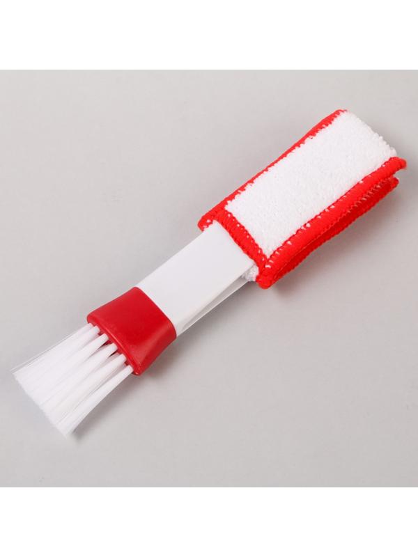 Щетка для чистки труднодоступных мест в салоне авто, 16 см, бело-красный