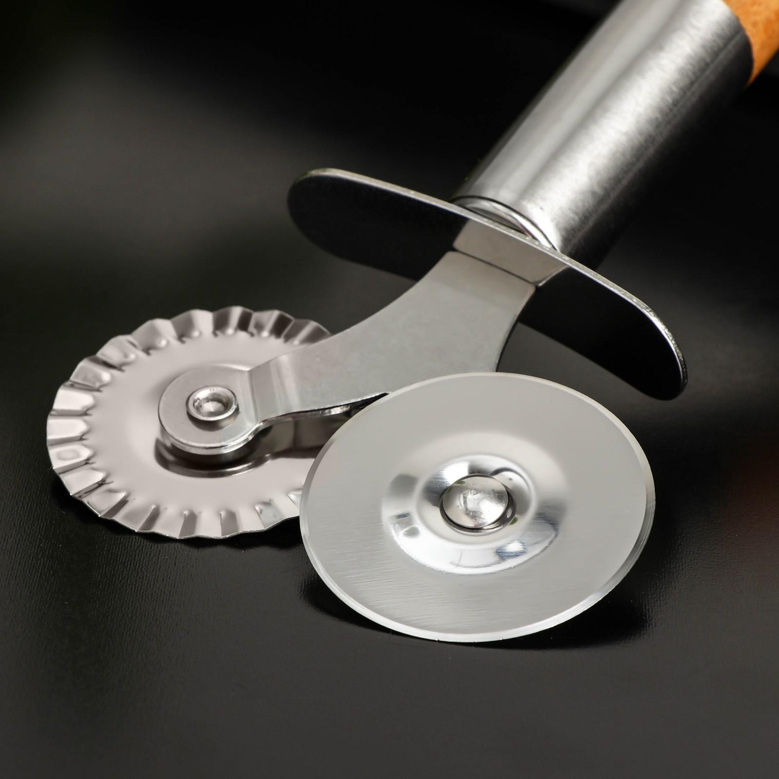 Нож для пиццы и теста Доляна «Валдай», двухсторонний, цвет бежевый, серебряный