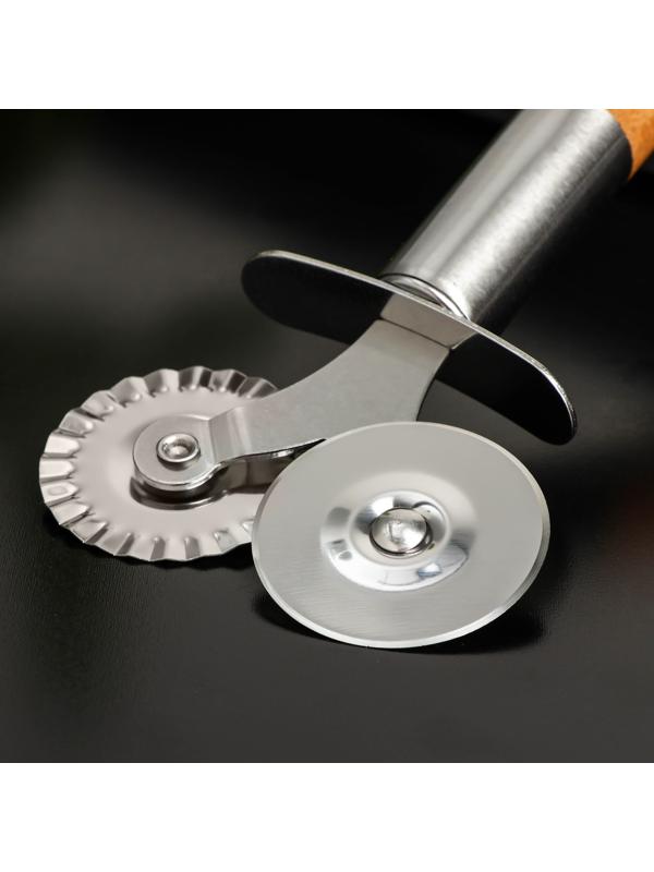 Нож для пиццы и теста Доляна «Валдай», двухсторонний, цвет бежевый, серебряный