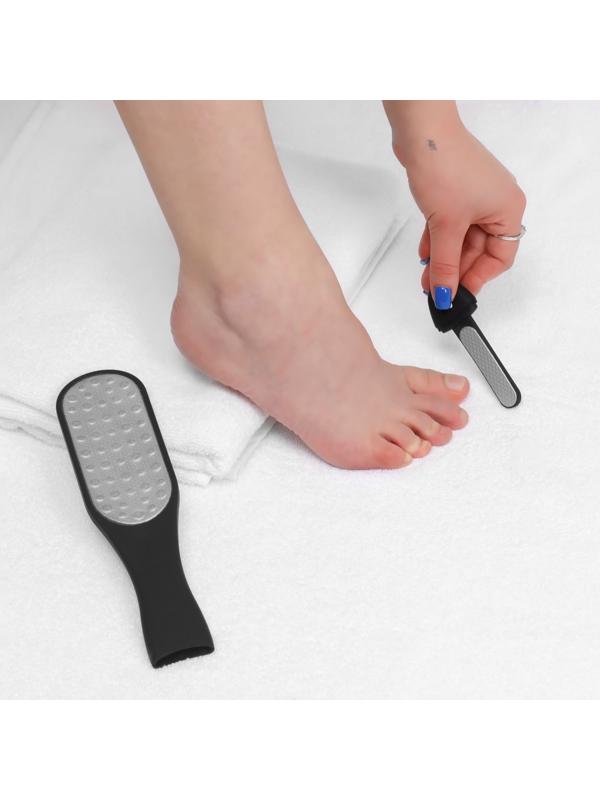 Тёрка для ног, лазерная, двусторонняя, с пилкой, прорезиненная ручка, 25,5 см, цвет чёрный