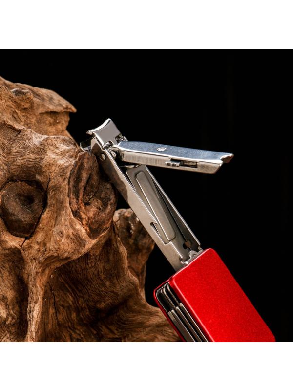 Нож многофункциональный 