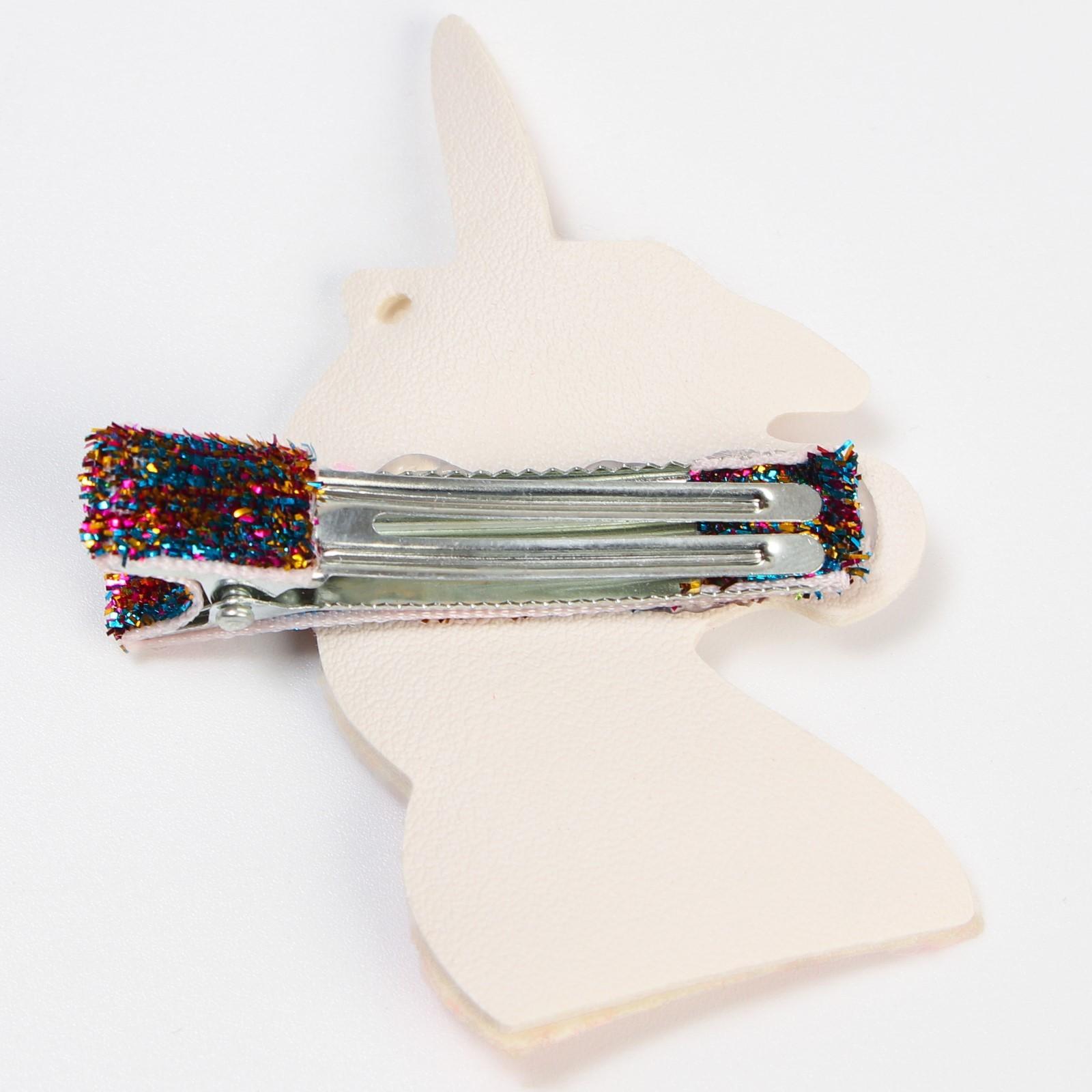 Набор аксессуаров: заколка и браслет 