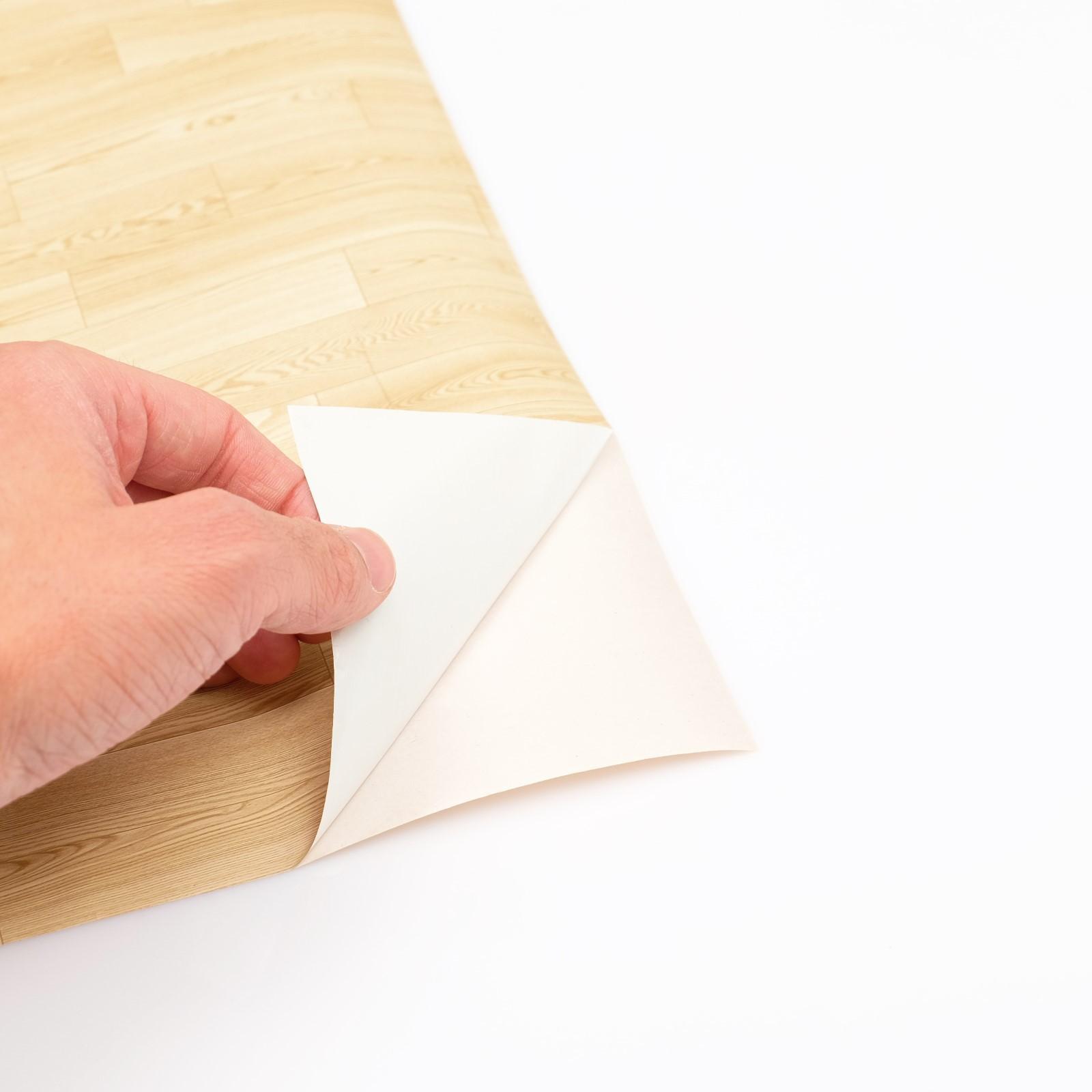 Пленка самоклеящаяся 