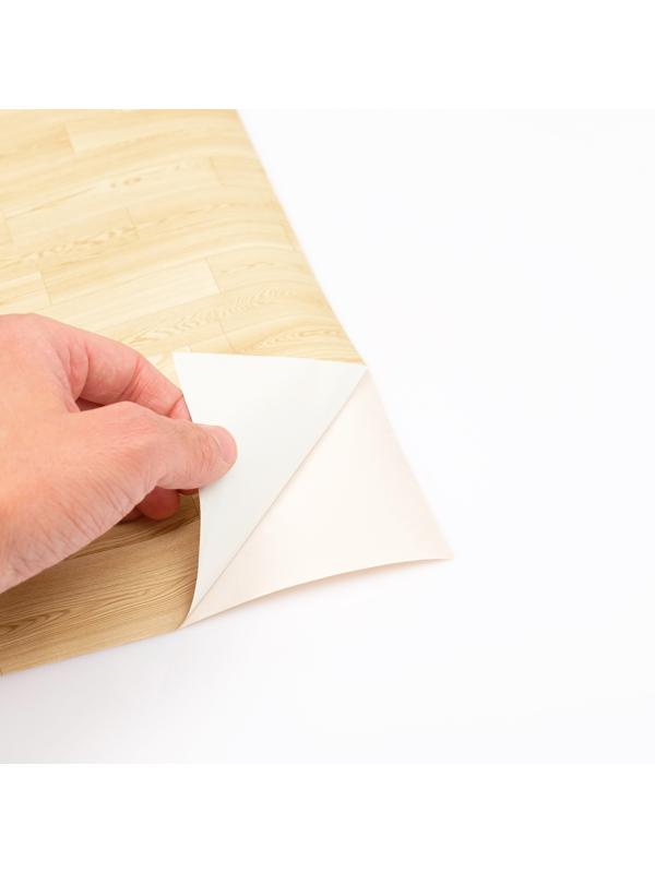 Пленка самоклеящаяся 