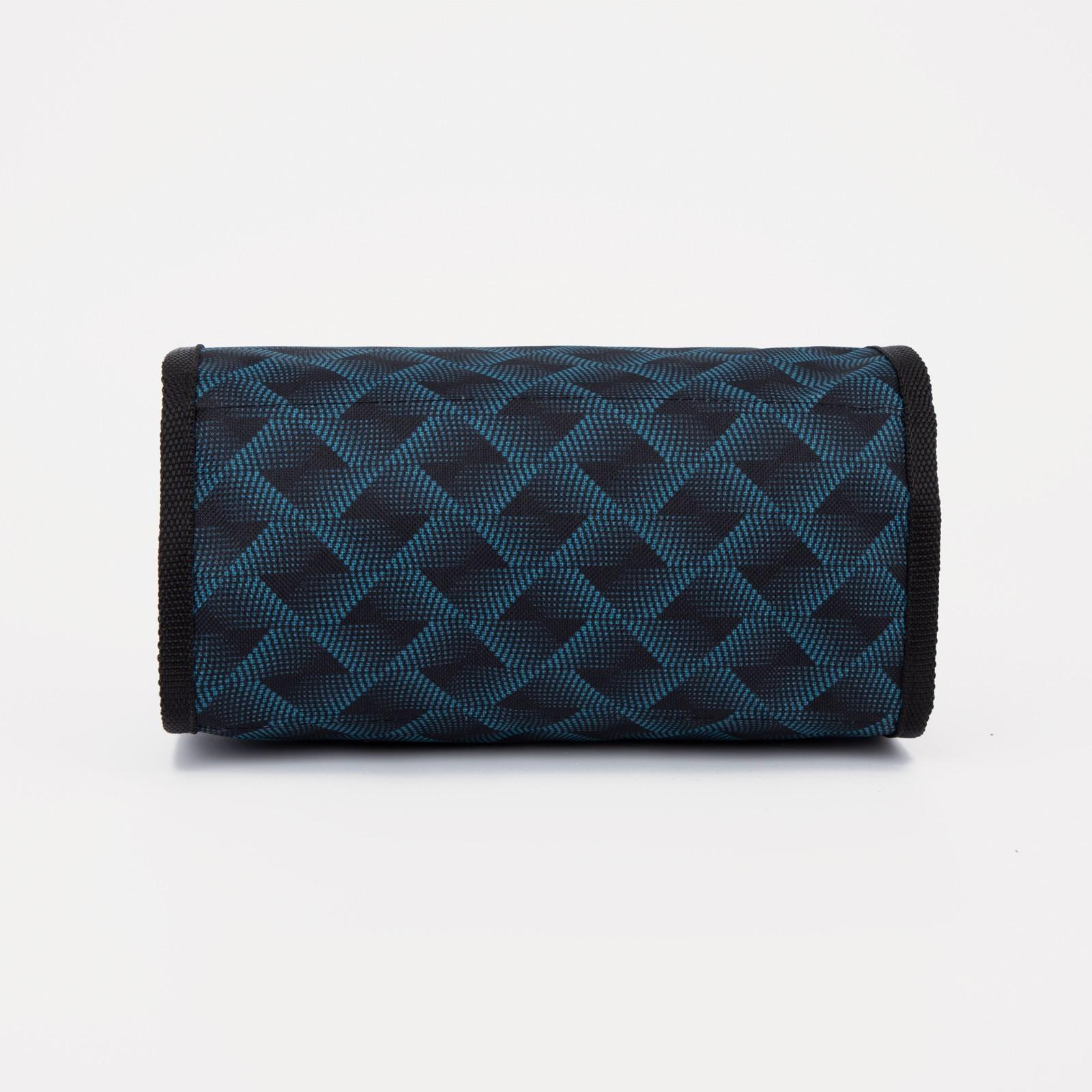 Косметичка, 4 отдела на молниях, цвет чёрный