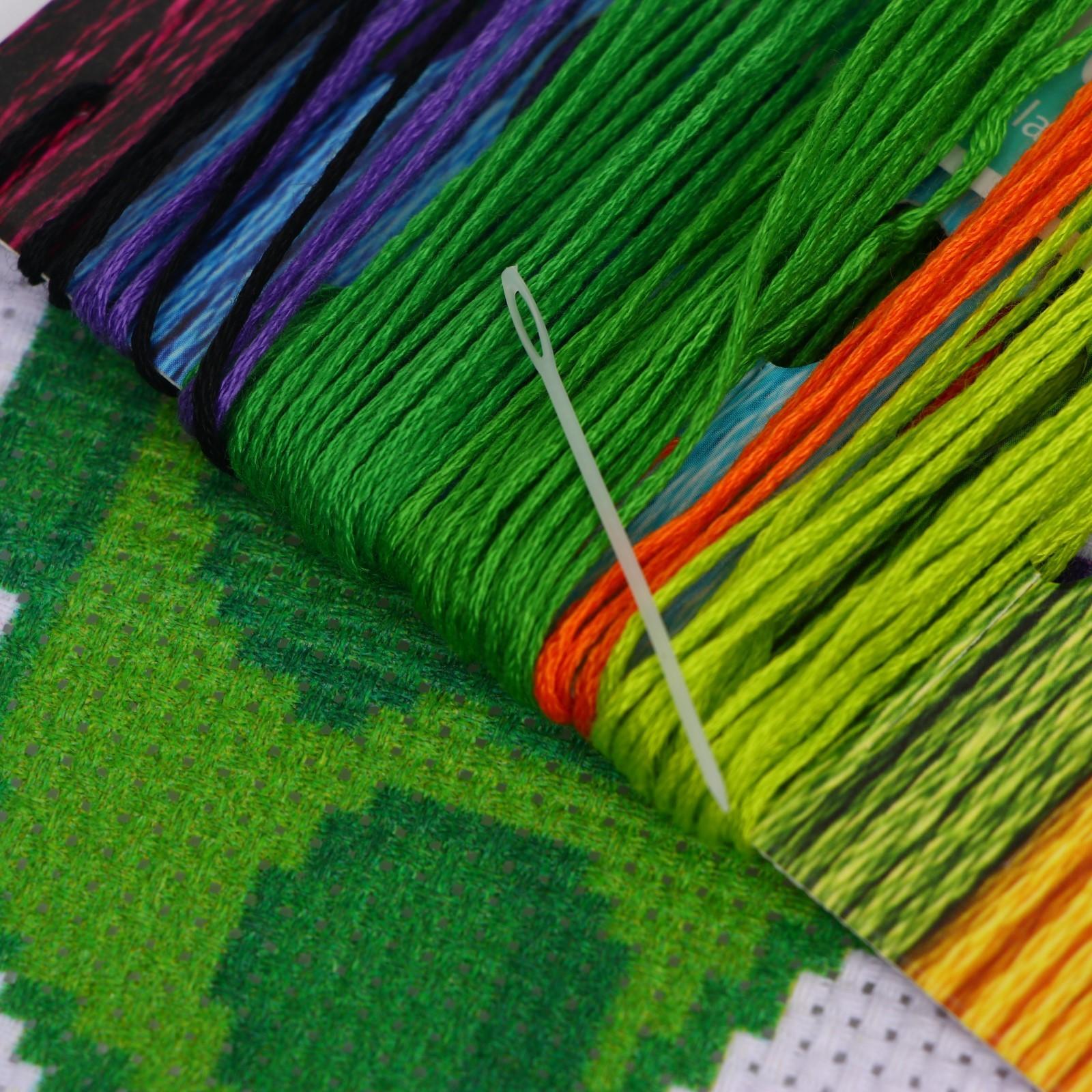 Вышивка крестиком «Динозавр», 14х10 см