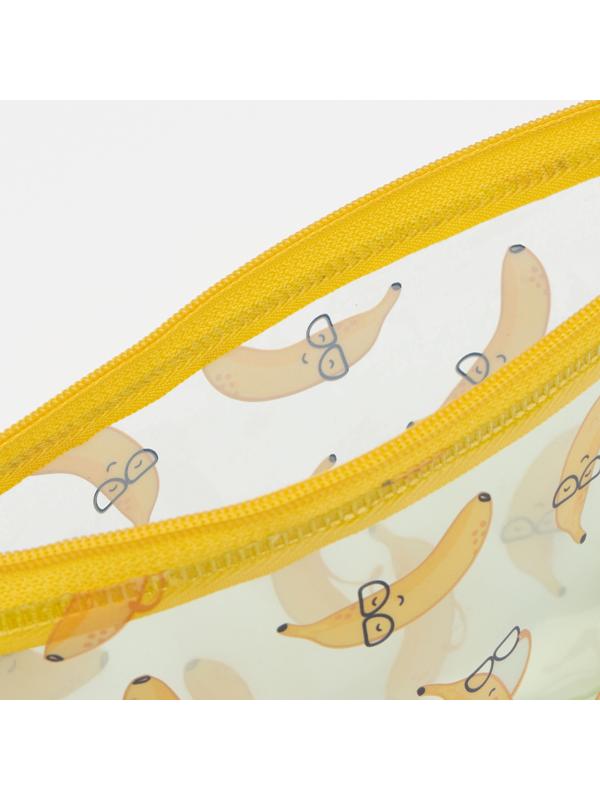 Косметичка-пенал на молнии, цвет жёлтый