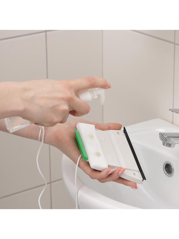 Магнитная щётка для мытья окон с двух сторон Доляна, прямоугольная, с водосгоном и скребком, на стекло 15-24 мм