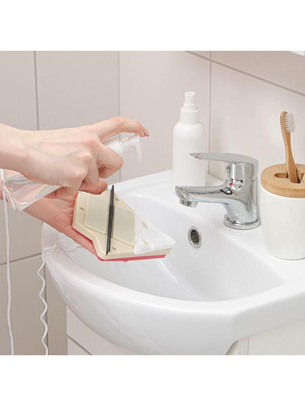 Магнитная щётка для мытья окон с двух сторон, треугольная, с водосгоном, на стекло 3-8 мм