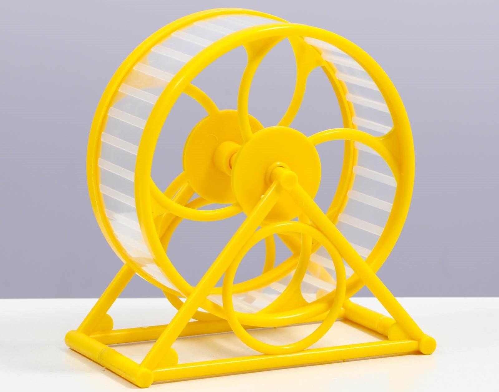 Колесо на подставке для грызунов, диаметр колеса 12,5 см, 14 х 3 х 9 см, жёлтое