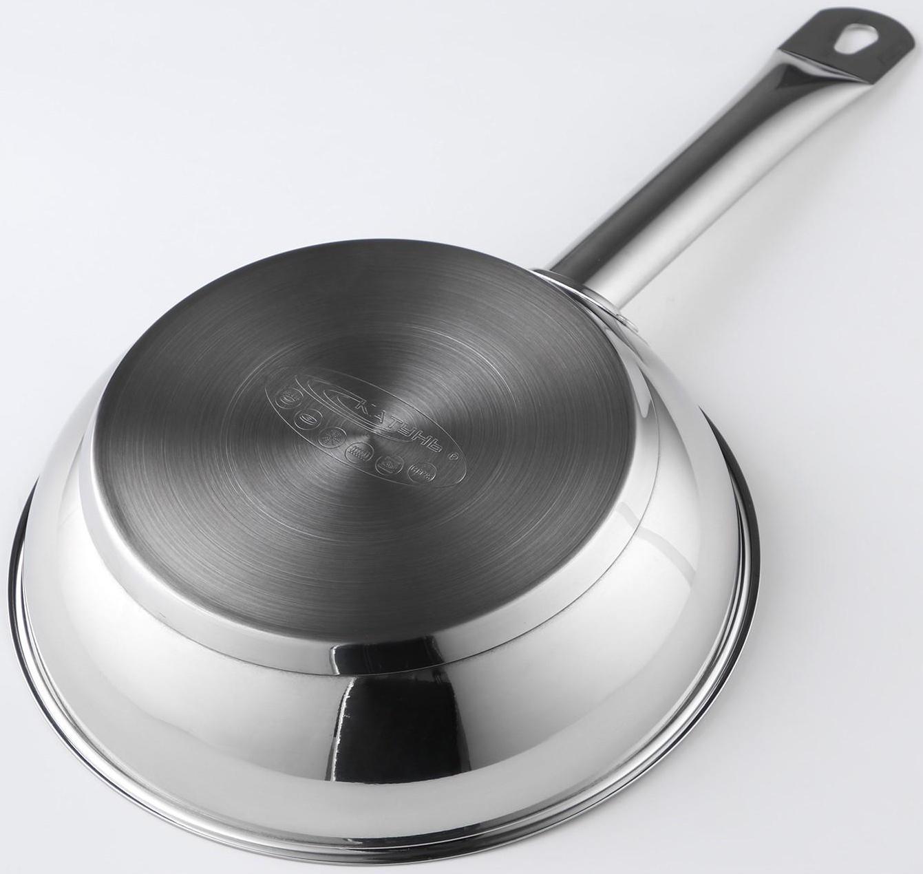 Сковорода «Общепит», d=22 см, толщина корпуса 0,6 мм, дно 3,5 мм, с теплораспределительным слоем, индукция, цвет хромированный