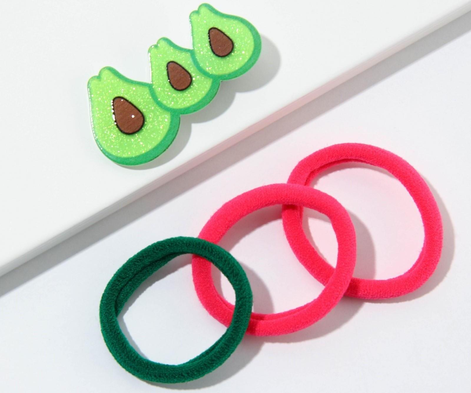 Резинки и заколка для волос 