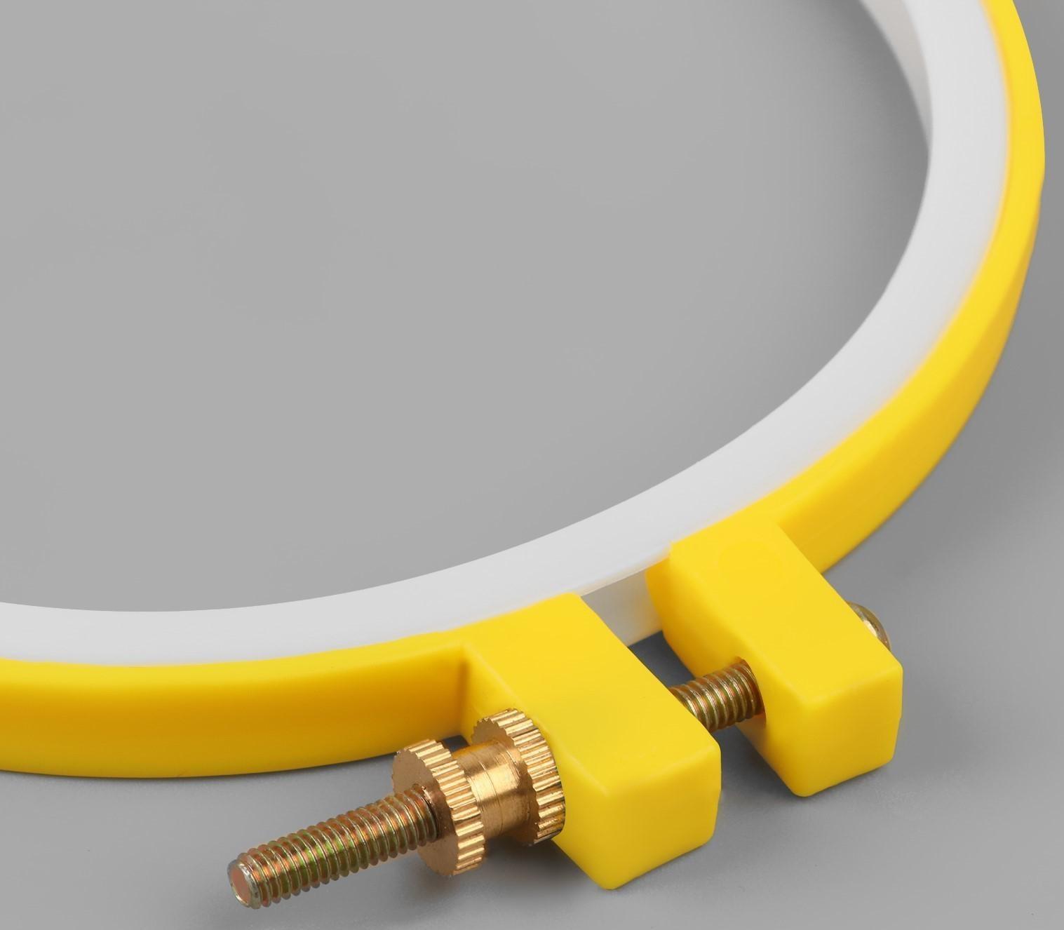 Пяльцы для вышивания, d = 10,5 см, цвет МИКС