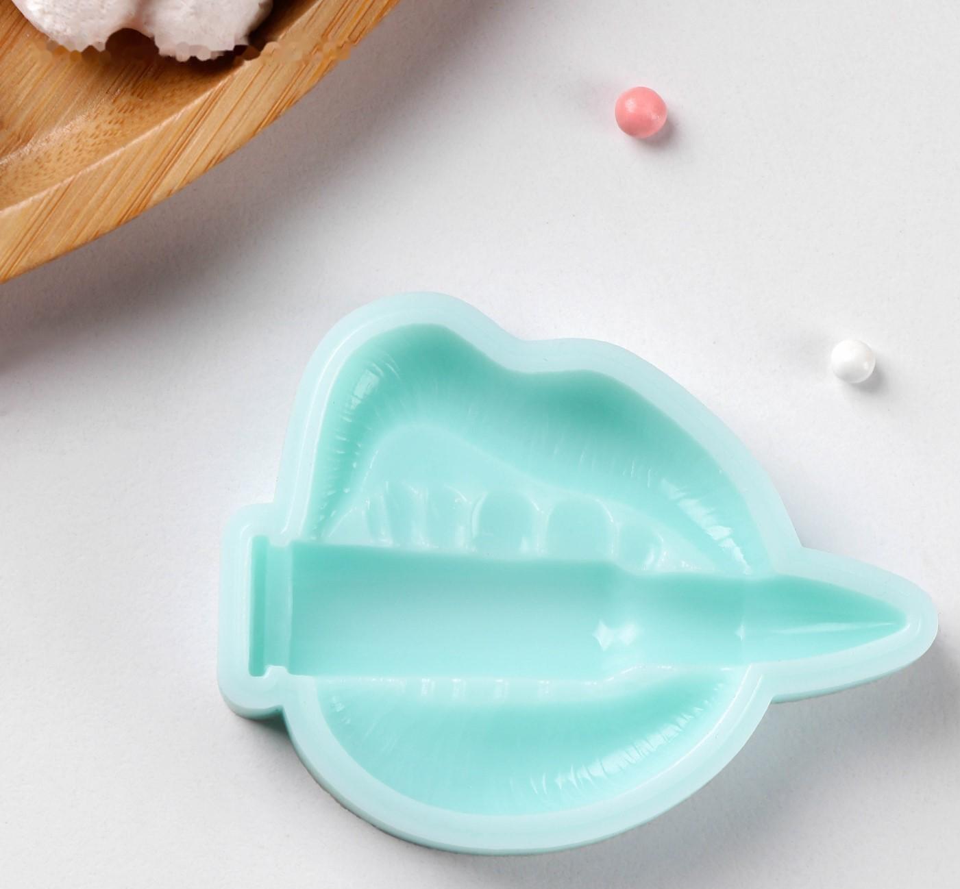 Силиконовая форма «Пуля в зубах», 7×5,1×1,2 см, цвет бирюзовый