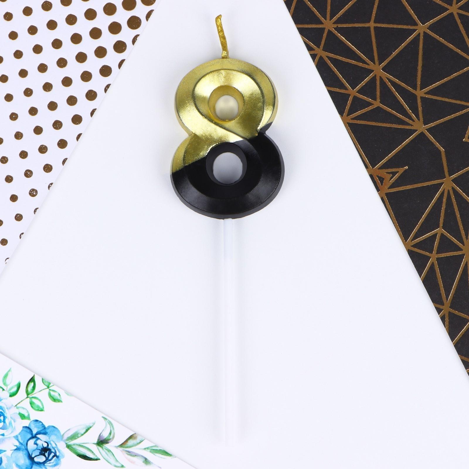 Свеча в торт «8»