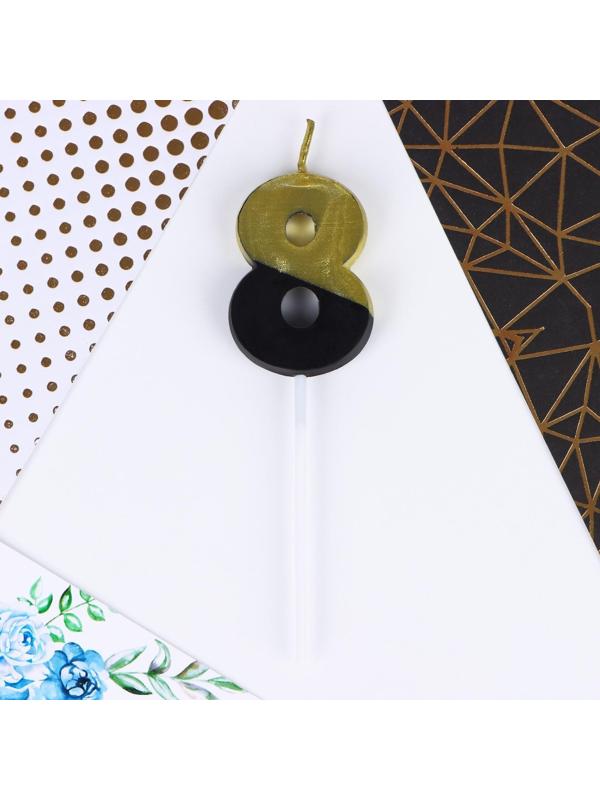 Свеча в торт «8»