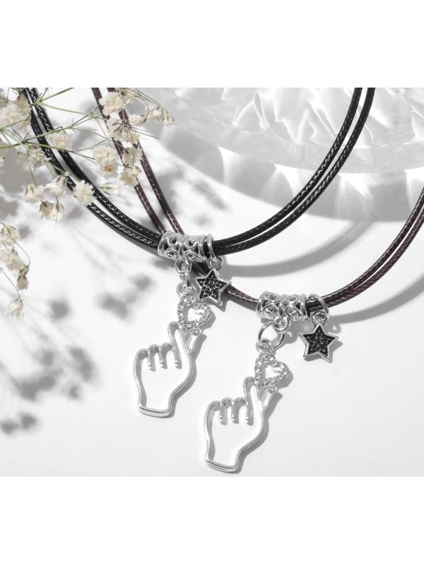 Кулоны на шнурке 