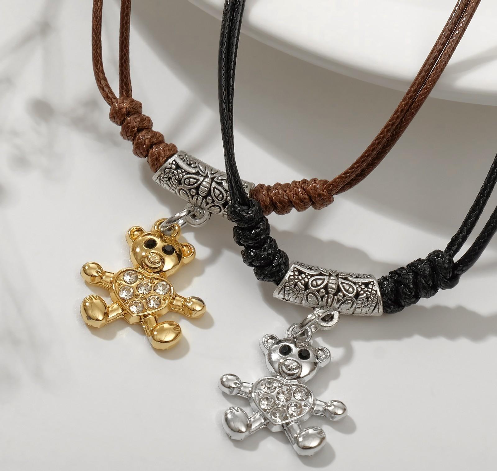 Кулоны на шнурке 