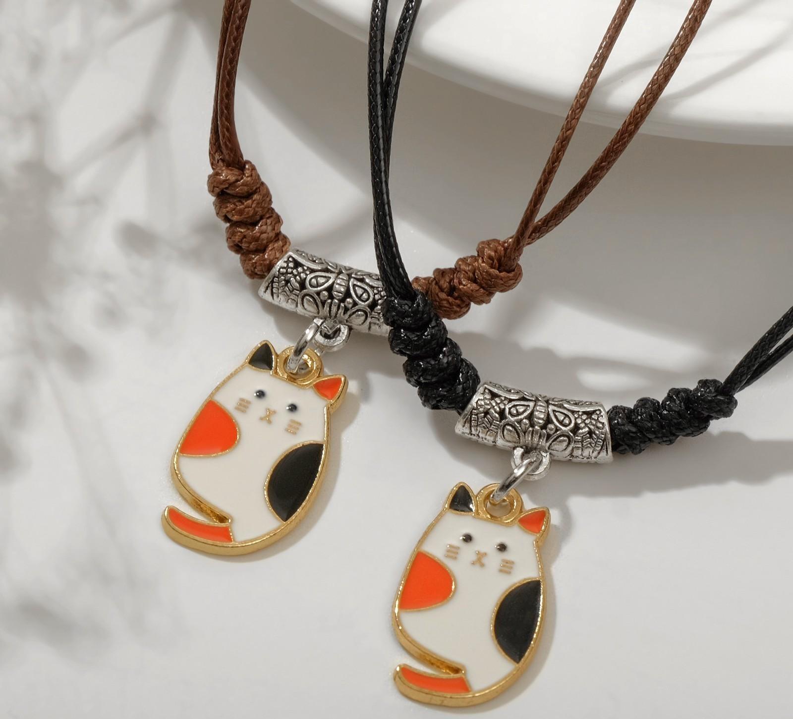 Кулоны на шнурке 