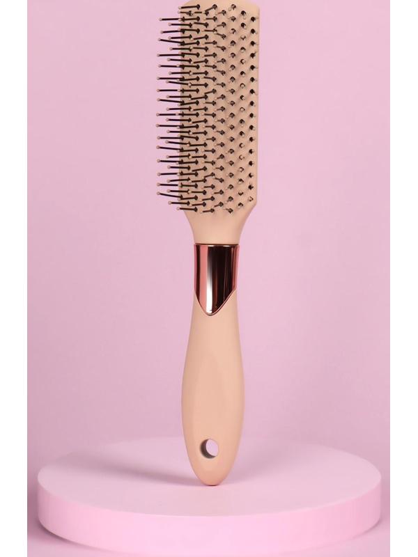 Расчёска массажная, прорезиненная ручка, 3,8 × 23 см, цвет бежевый/золотистый