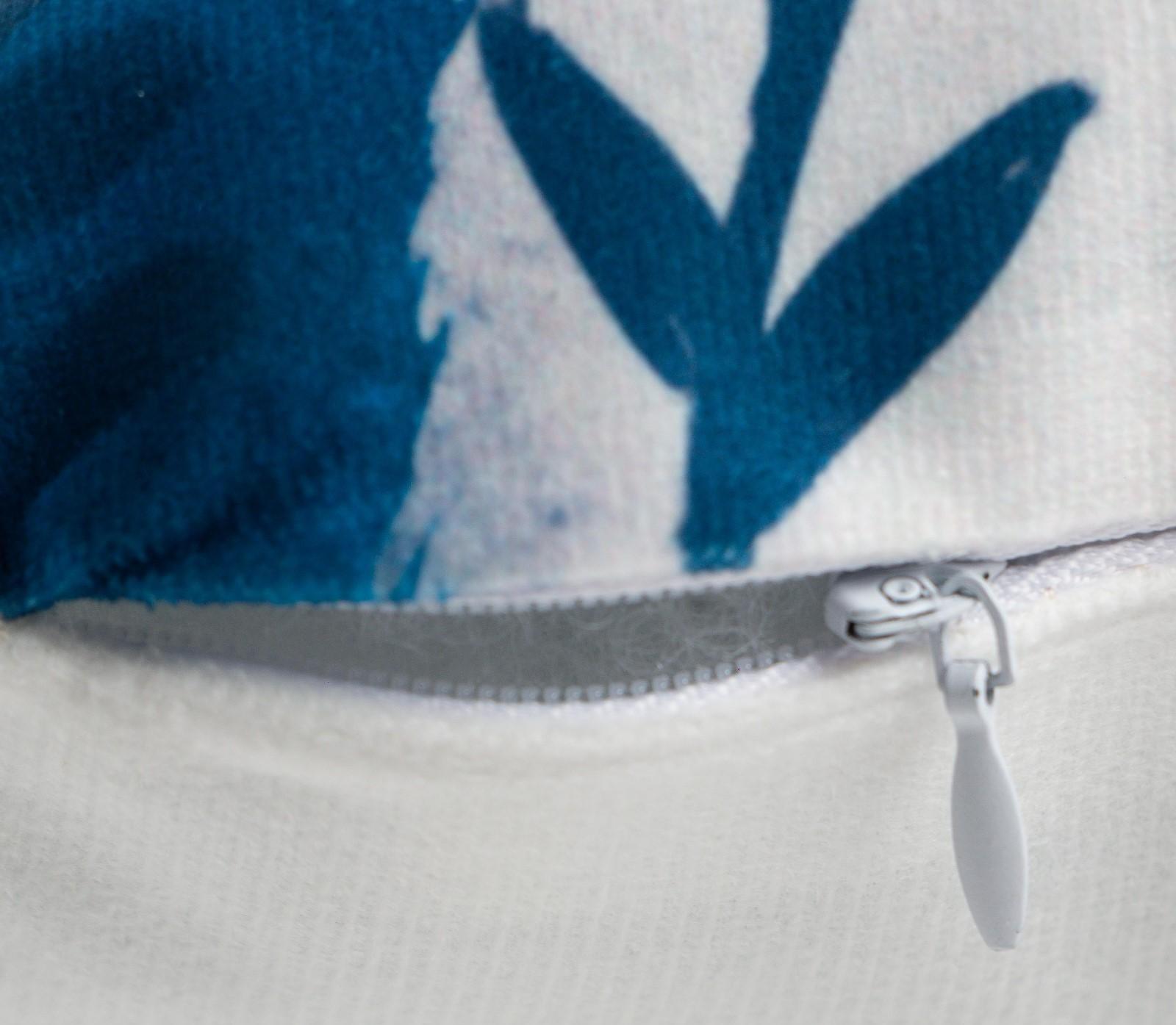 Подушка новогодняя Этель «Мишка», 40*40 см, 100% п/э, велюр