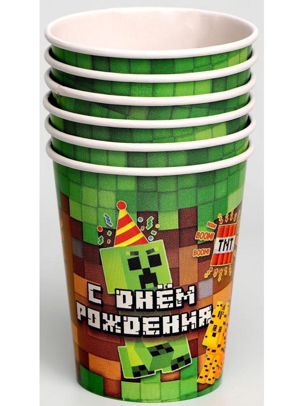 Набор бумажной посуды «С Днём Рождения», пиксели, 6 тарелок, 6 стаканов, 6 колпаков