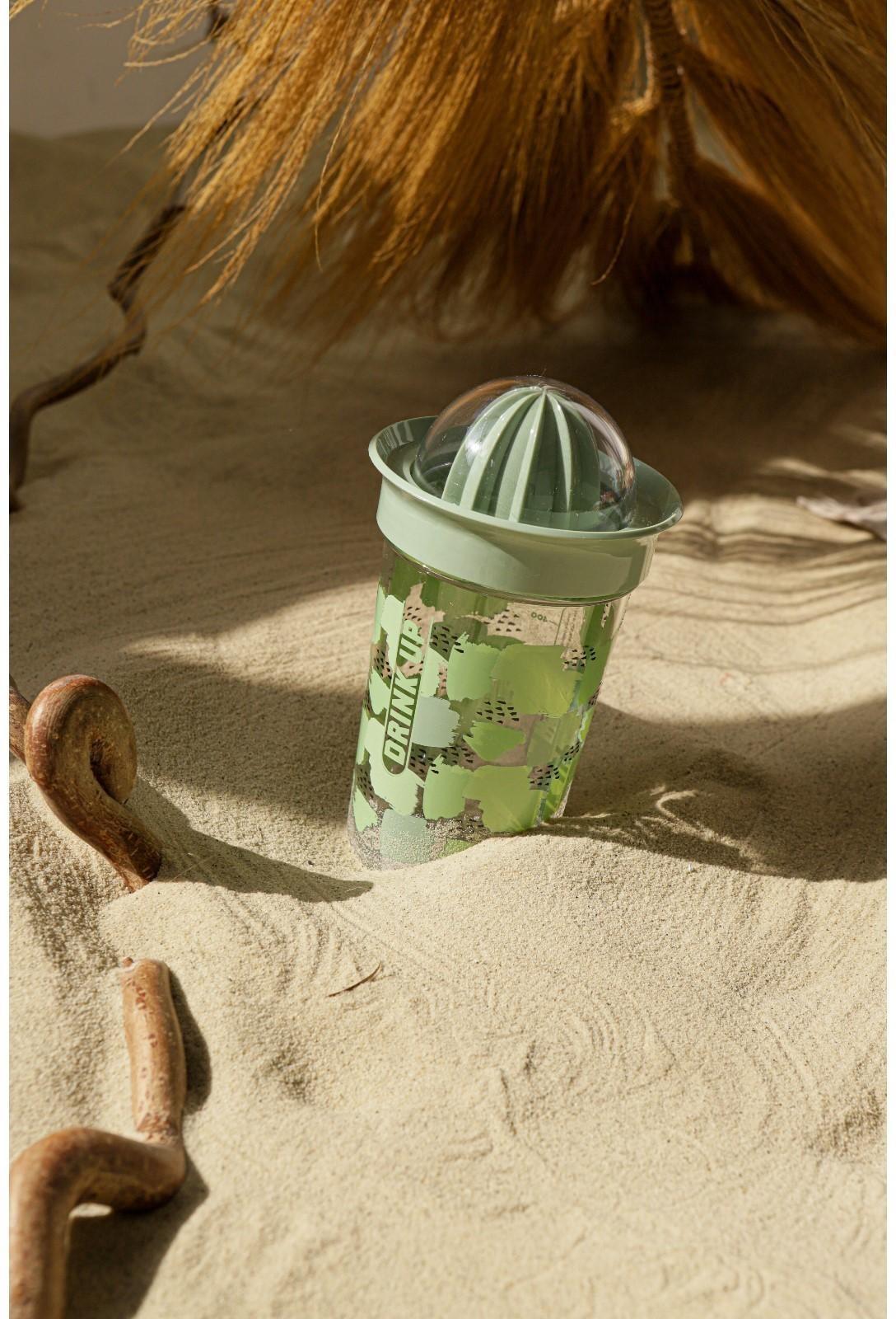 Соковыжималка для цитрусовых ручная «Сомбреро», 600 мл, 11×11×19 см, тритан, цвет МИКС