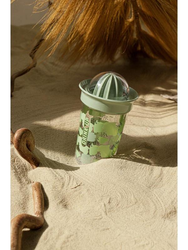 Соковыжималка для цитрусовых ручная «Сомбреро», 600 мл, 11×11×19 см, тритан, цвет МИКС