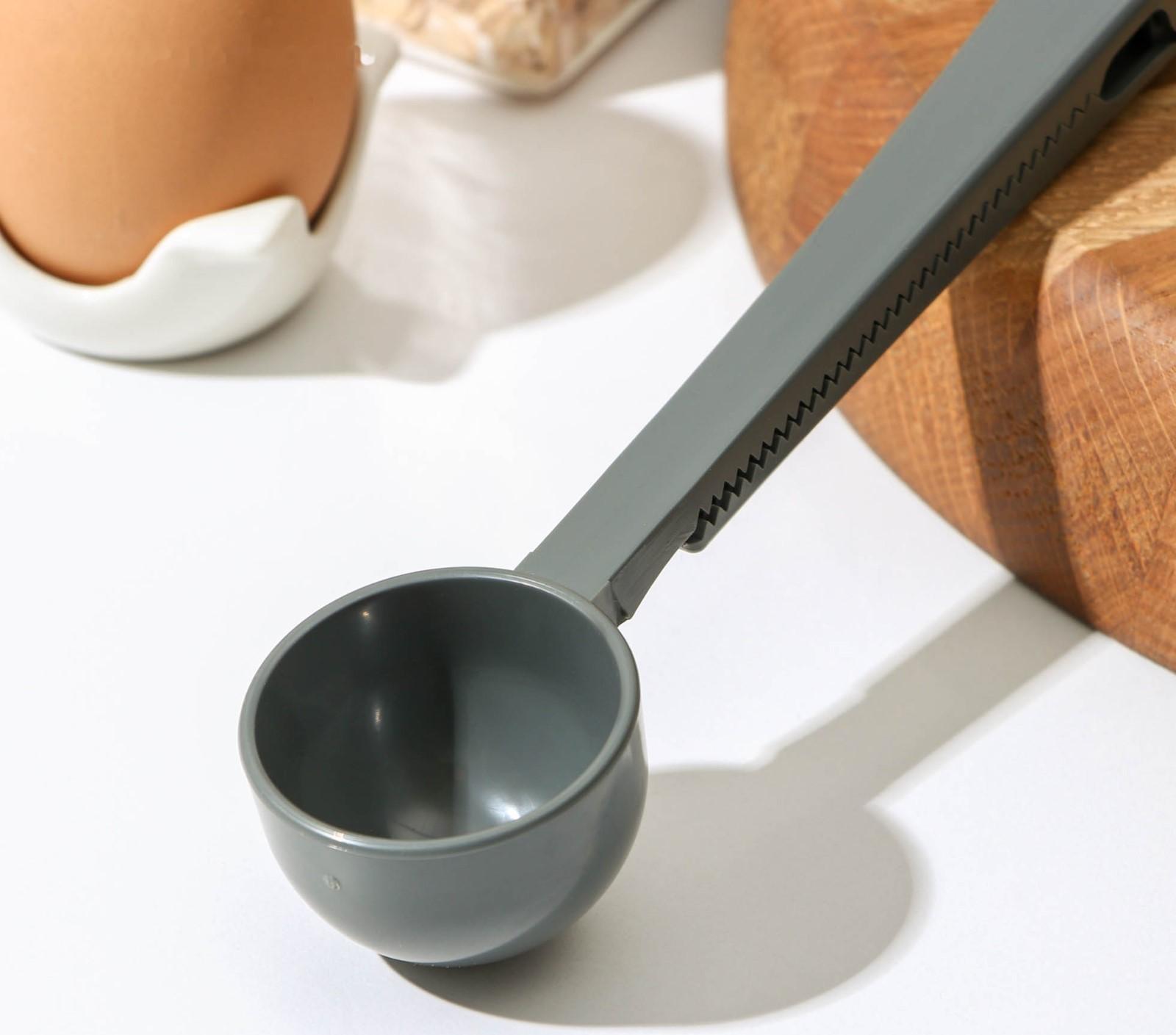 Ложка мерная с зажимом, 18×4,3×3 см, цвет МИКС