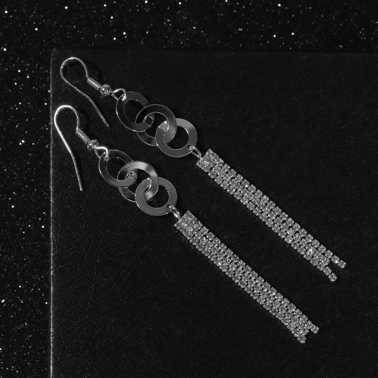 Серьги висячие со стразами 