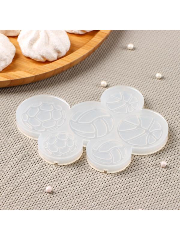 Силиконовая форма «Мячи», 12,5×9 см, ячейки d=4 см, d=3 см, цвет прозрачный