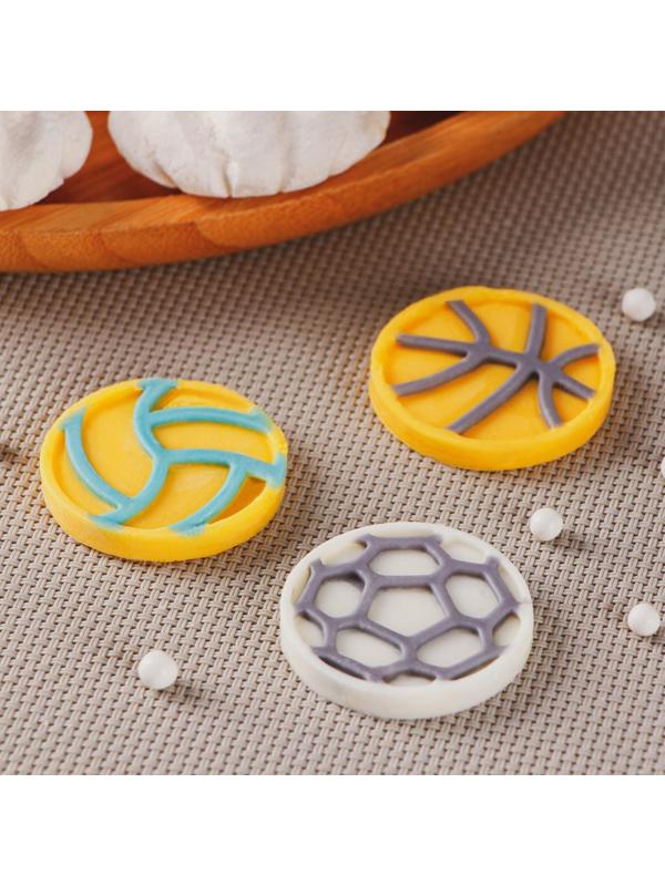 Силиконовая форма «Мячи», 12,5×9 см, ячейки d=4 см, d=3 см, цвет прозрачный