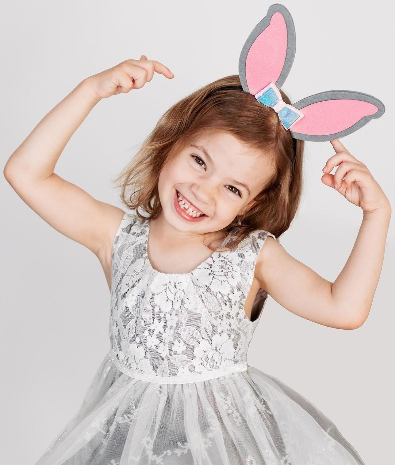 Карнавальный ободок-ушки зайчика «Блестящая»