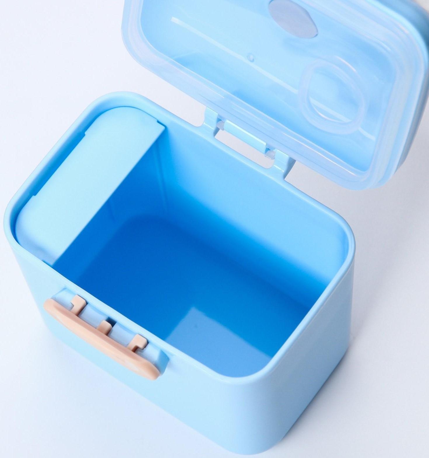 Контейнер для хранения детского питания 150 мл., с ложкой , цвет голубой