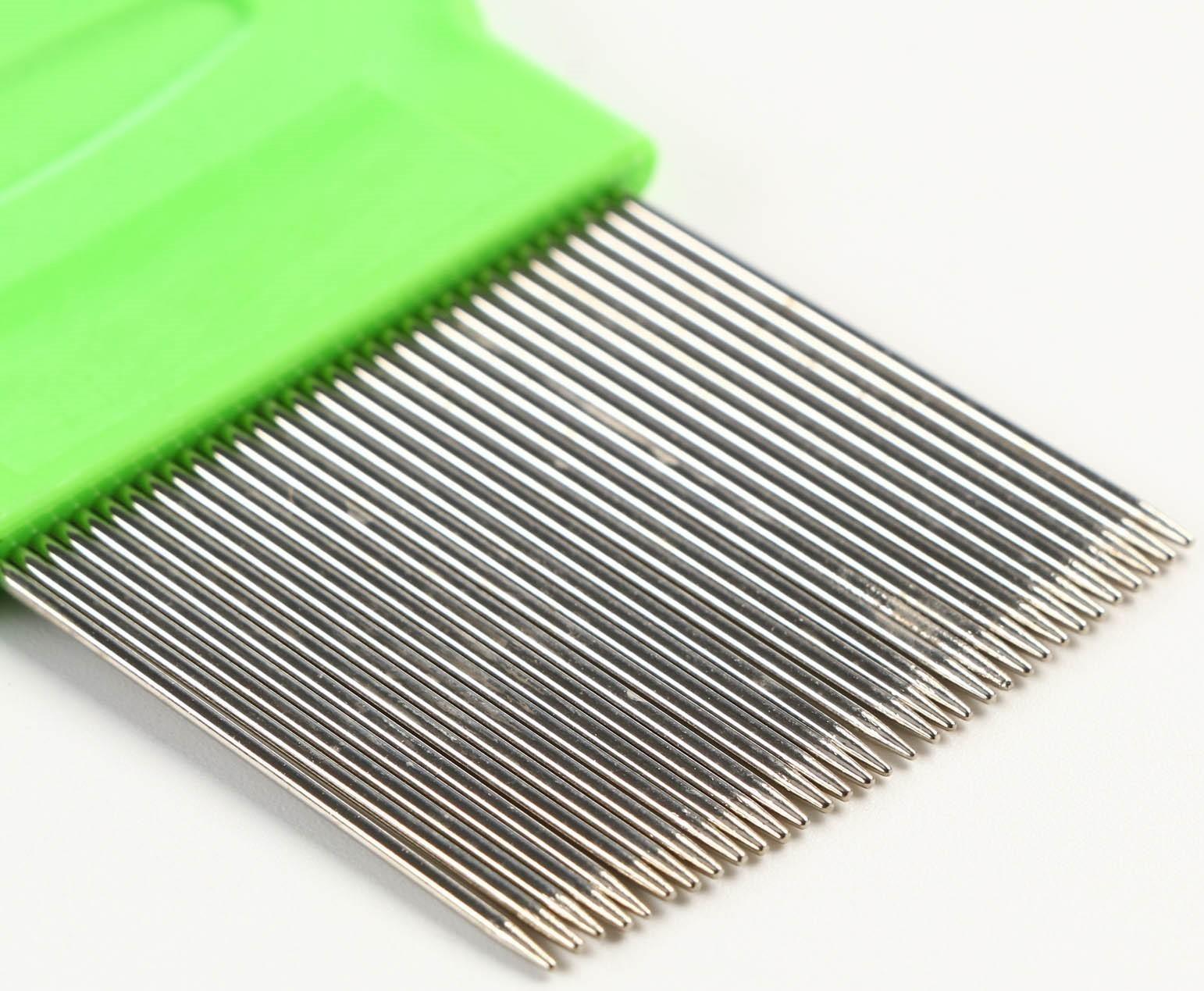 Набор из 2 расчесок-гребешков, с короткими и длинными зубьями, зелёный