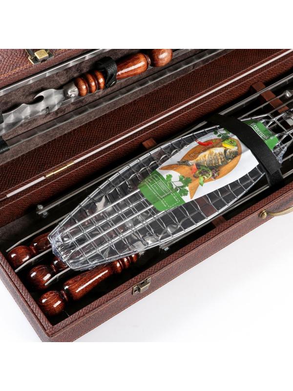 Набор шампуров в коробке из эко-кожи 