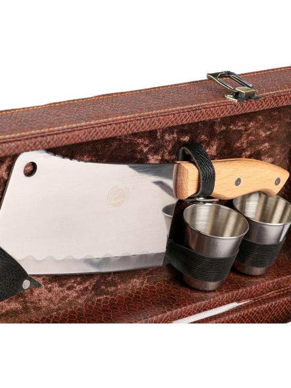 Набор шампуров в коробке из эко-кожи 