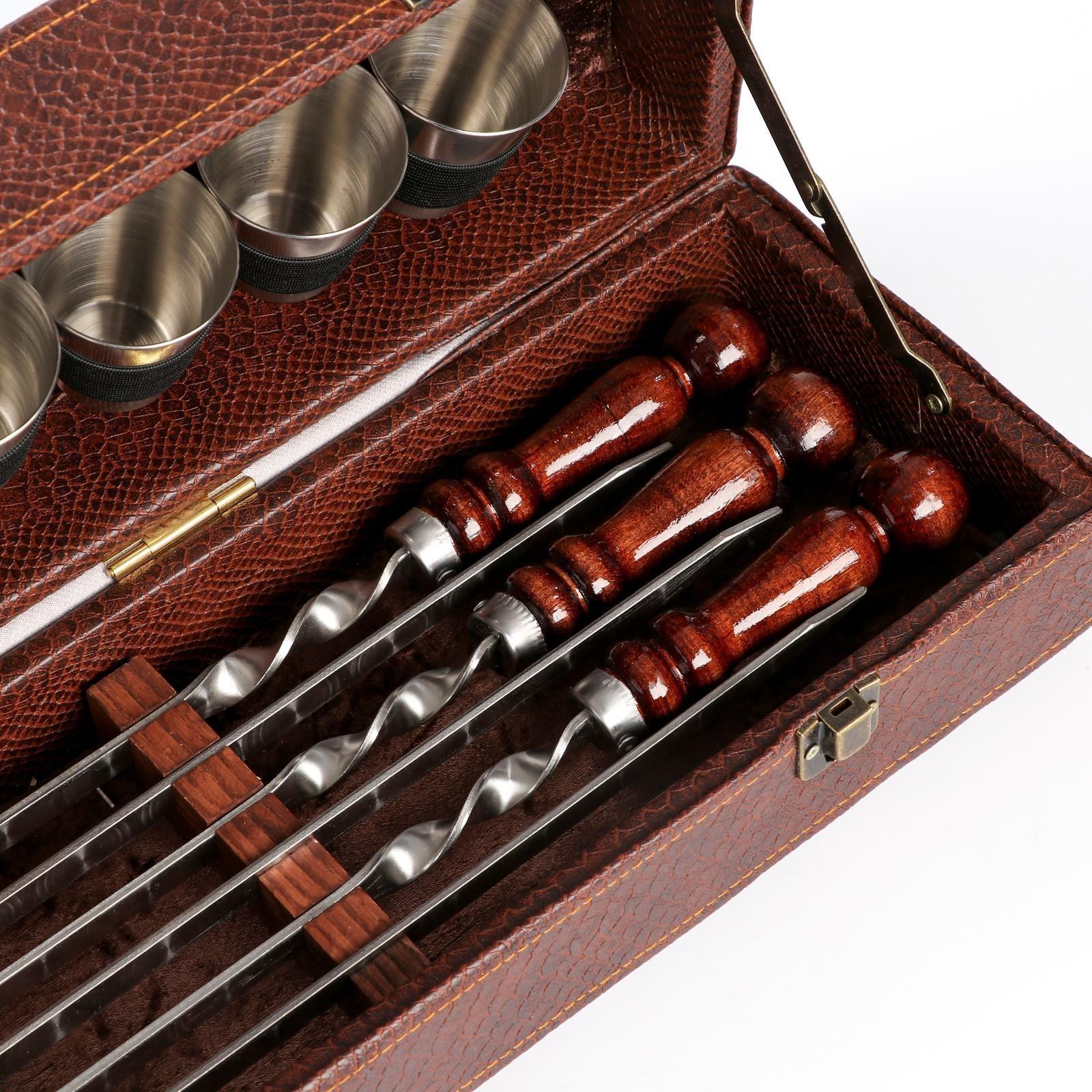 Набор шампуров в коробке из эко-кожи 