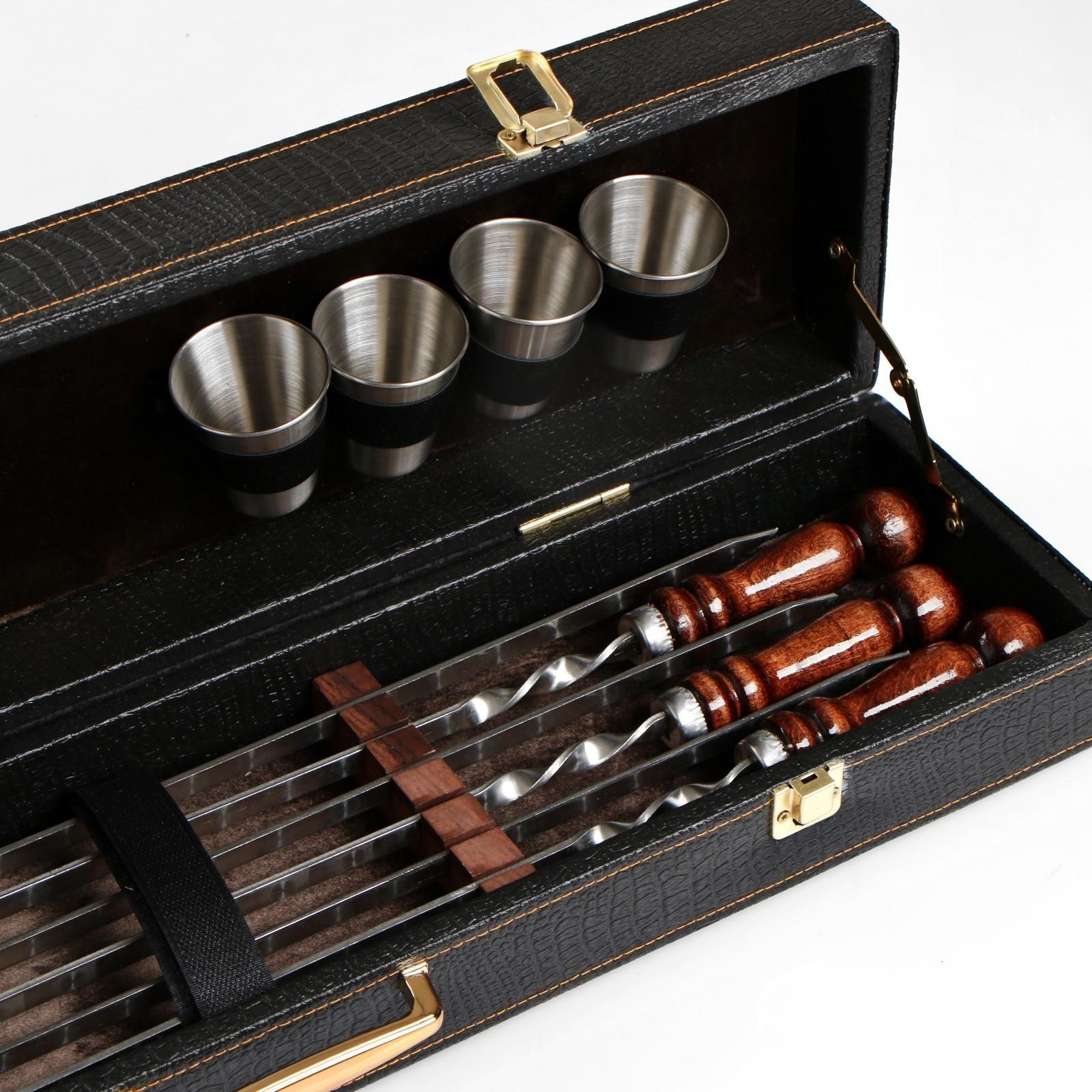 Набор шампуров в коробке из эко-кожи 