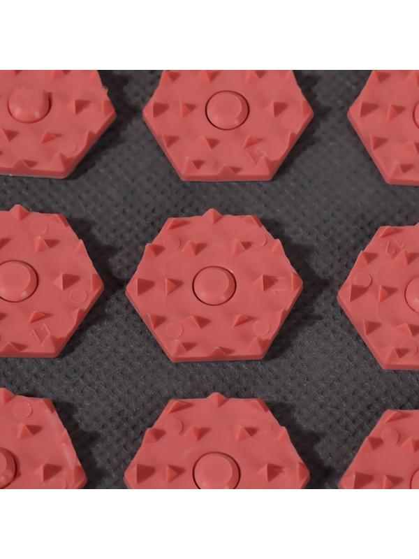 Ипликатор-коврик, основа спанбонд, 360 модулей, 56 × 62 см, цвет тёмно-серый/розовый