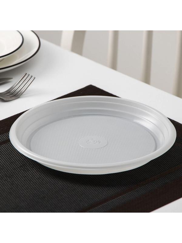 Набор одноразовой посуды на 6 персон «Биг-Пак №1», тарелки глубокие, тарелки плоские, стаканчики: 200 мл, 300 мл, 500 мл, вилки, ножи, ложки, трубочки, бумажные салфетки, зубочистки, цвет белый