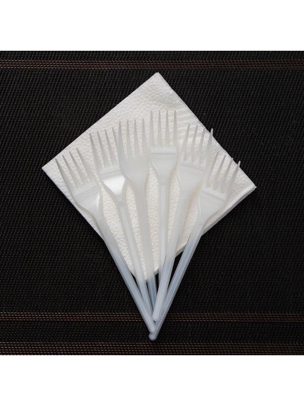 Набор одноразовой посуды на 6 персон «Летний №1», тарелки плоские, стаканчики 200 мл, вилки, бумажные салфетки, цвет белый