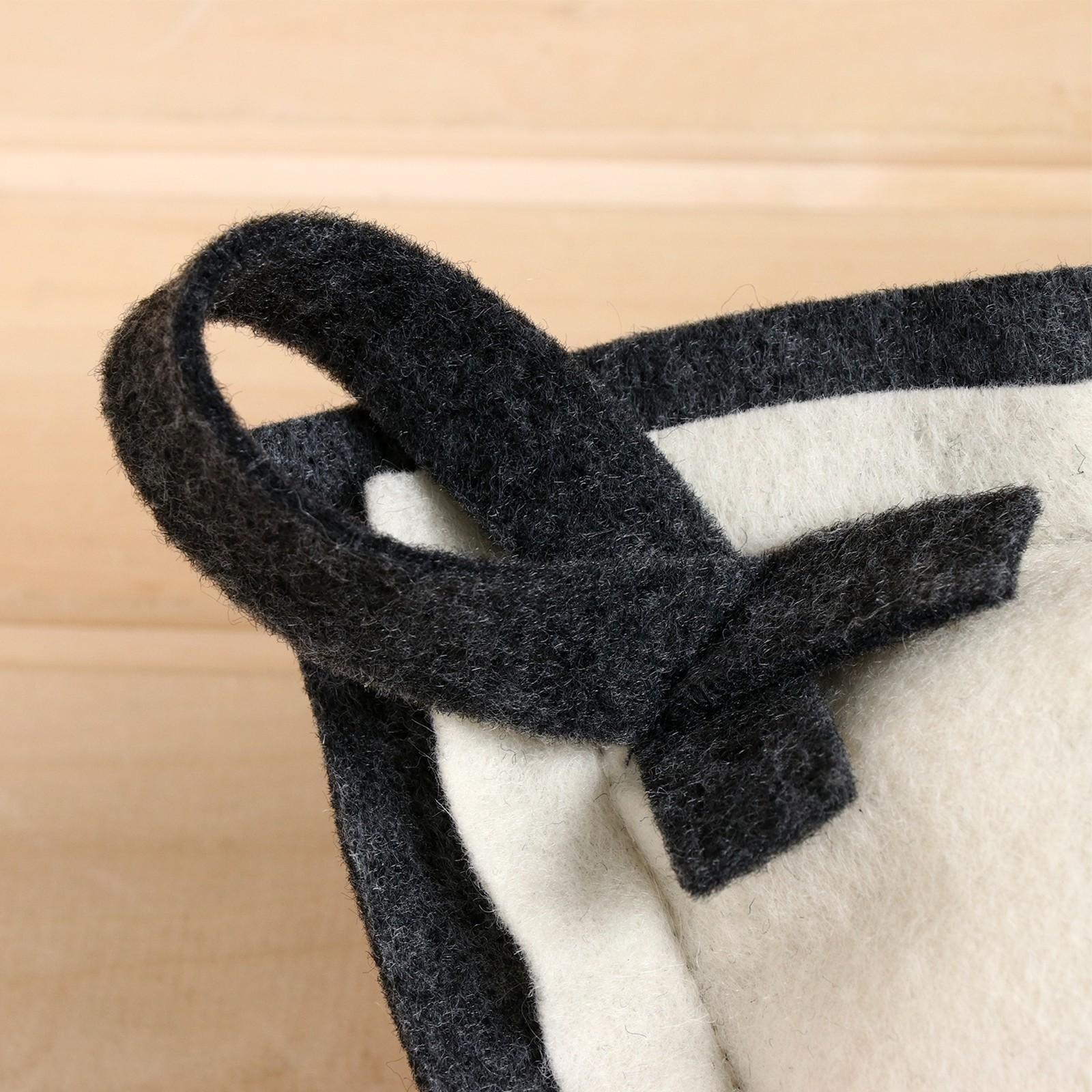 Подушка из войлока 