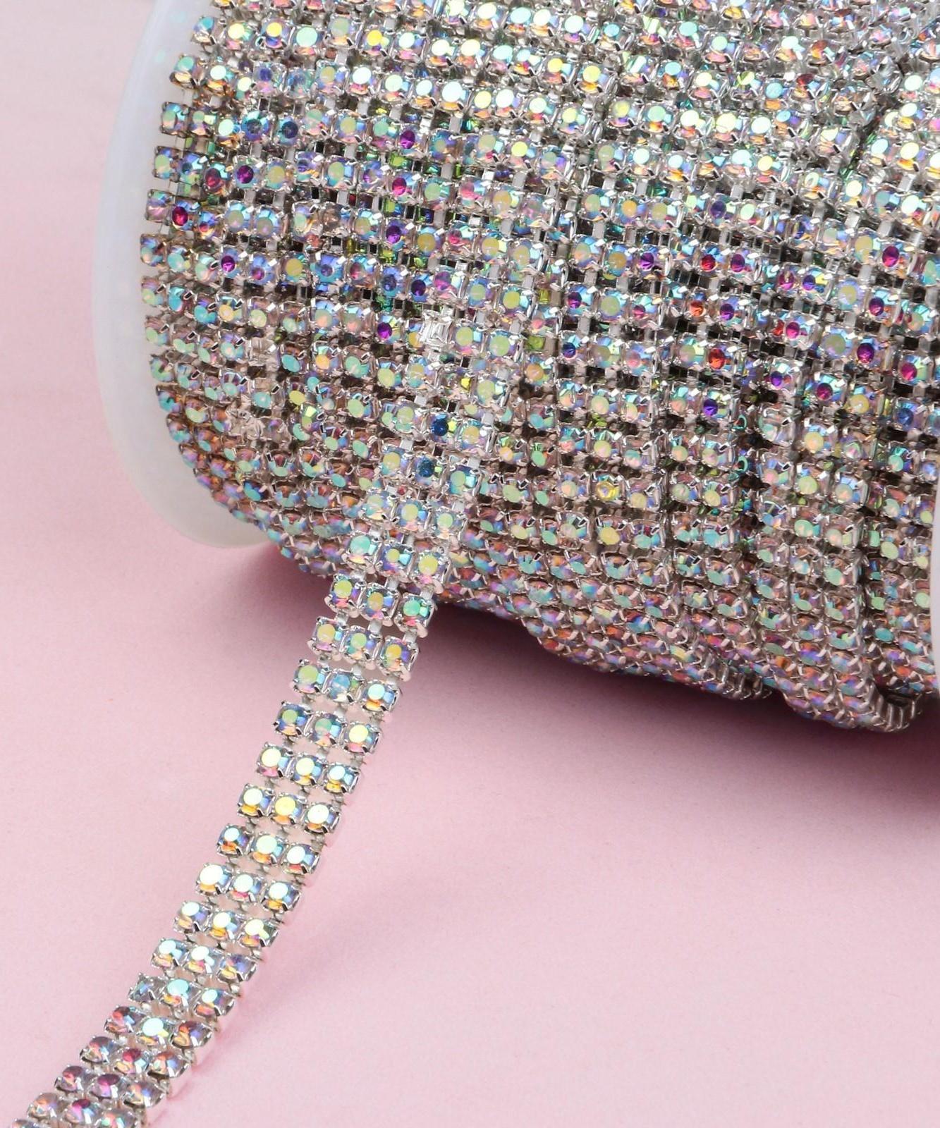 Цепь со стразами, с голографией, 3 ряда, 8 мм, 9 ± 1 м, цвет серебряный