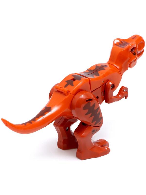 Робот «Динобот», трансформируется