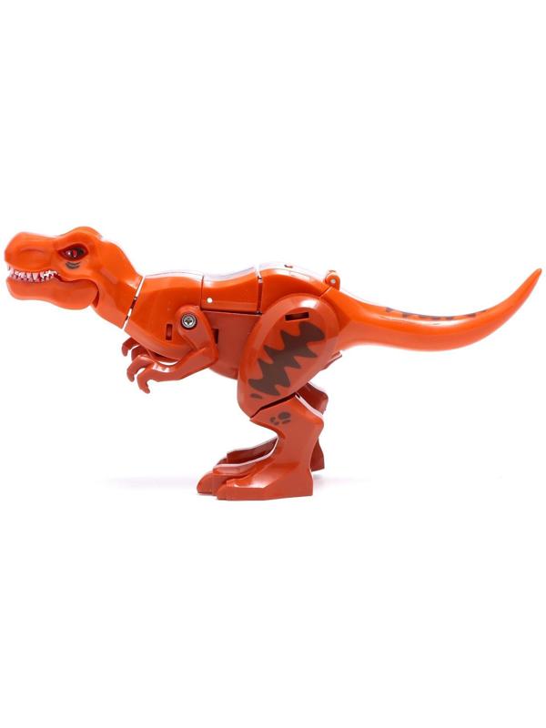 Робот «Динобот», трансформируется